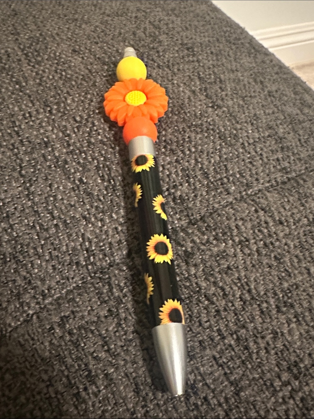 NWOT Handmade Sunflower Ball Top Pen - Bright Orange & Yellow